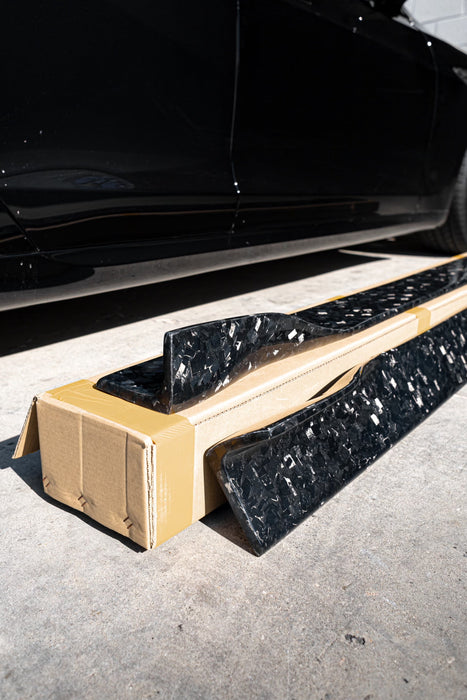 Q60 carbon fiber side skirts