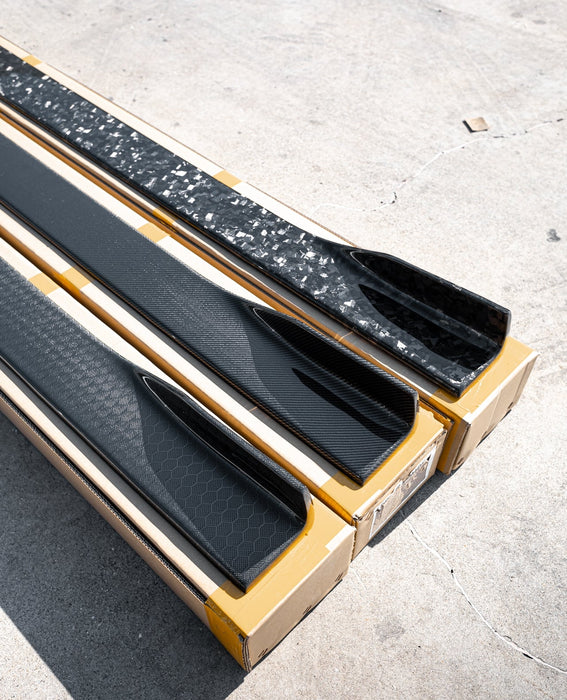Q60 carbon fiber side skirts