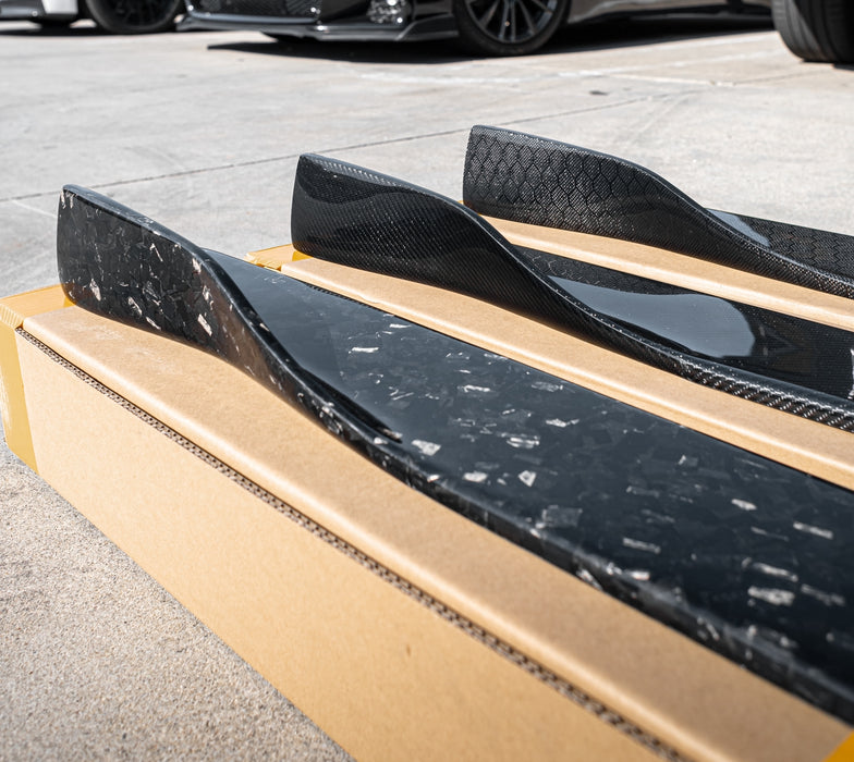 Q60 carbon fiber side skirts