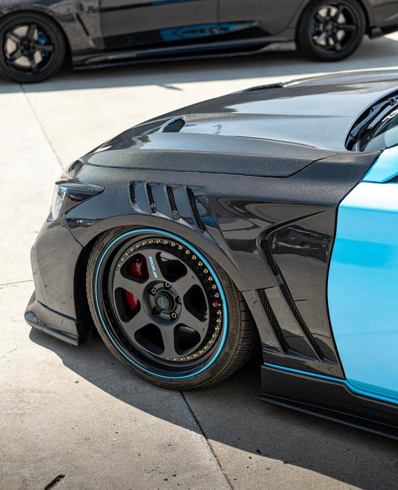 Q50 V3 carbon fiber fenders