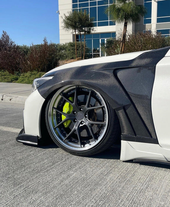 Q50 V1 Carbon Fiber  Fenders