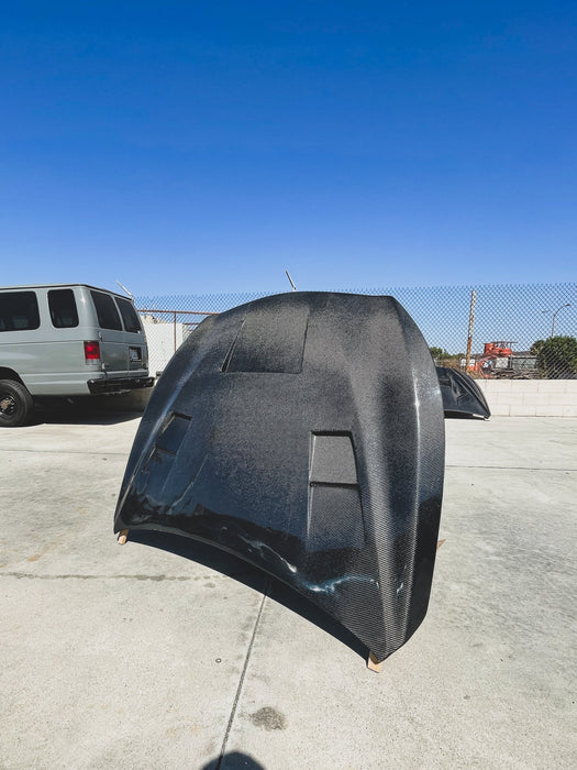 Q50 -QS Style Carbon Fiber Hood