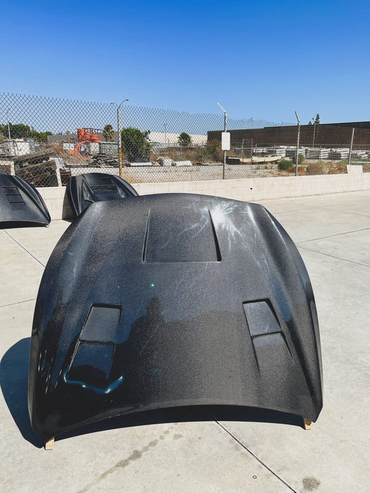 Q50 -QS Style Carbon Fiber Hood