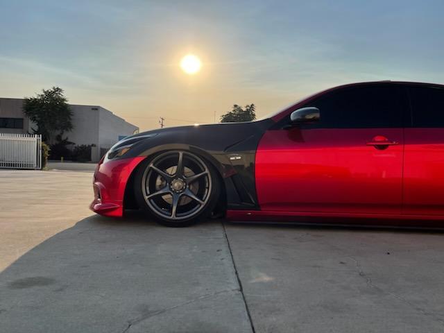 G35 / G37 Sedan Carbon Fiber Fenders