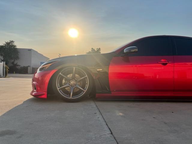 G35 / G37 Sedan Carbon Fiber Fenders