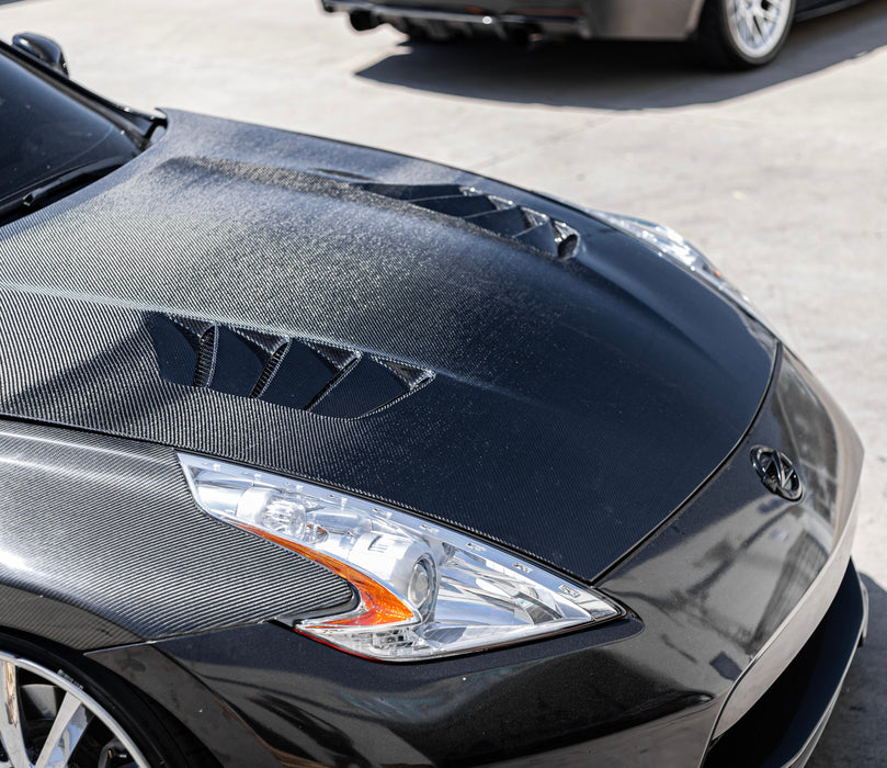 370Z Carbon Fiber VRS Style hood