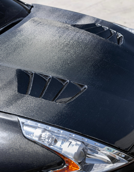 370Z Carbon Fiber VRS Style hood